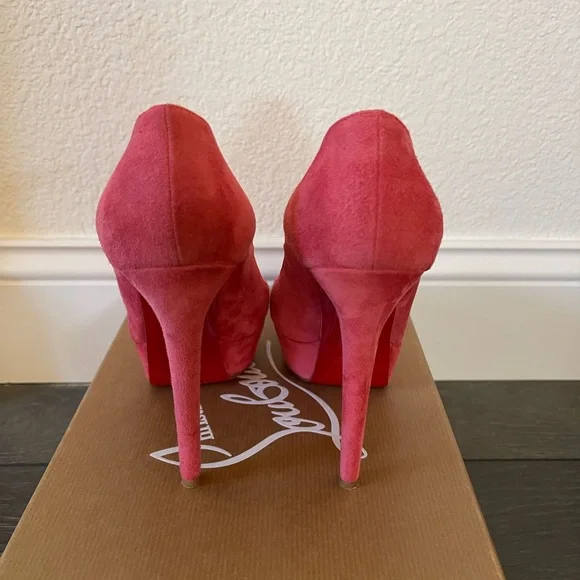 CHRISTIAN LOUBOUTIN Bianca Rose Suede Pumps